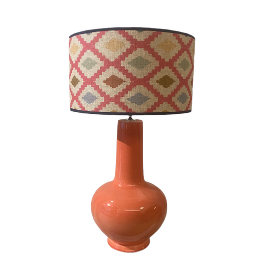 Lampara cerámica de sobre mesa coral