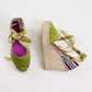 Alpargatas para mujer con cuña de altura 9cm, cierre con cinta de terciopelo, en color verde. Originales y artesanales